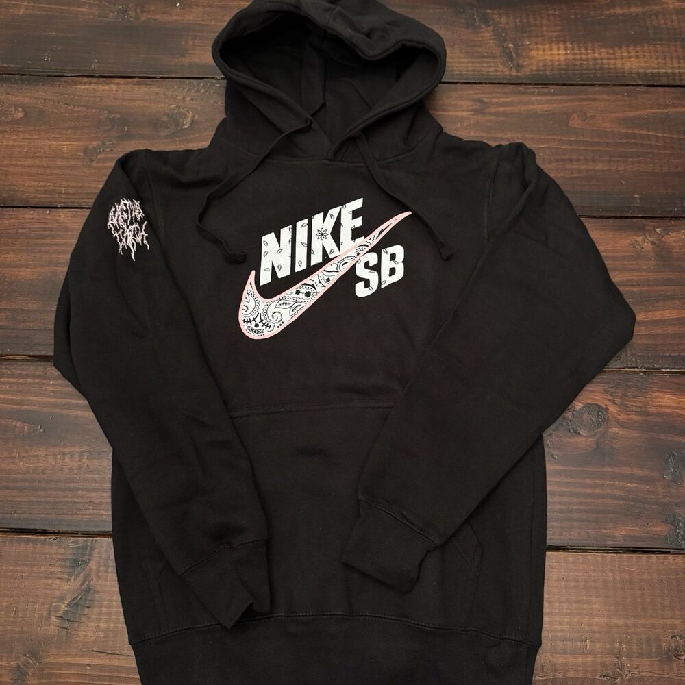 Nike SB x Travis Scott Cactus Jack Hoodie
